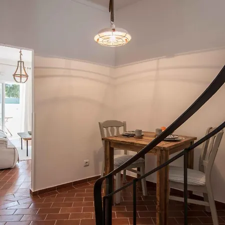 Casa Arroio By Portucasa タヴィラ